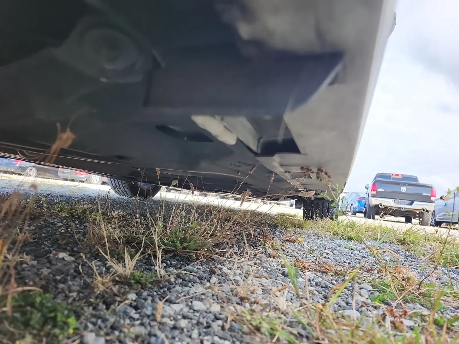 Undercarriage - Passenger Photo