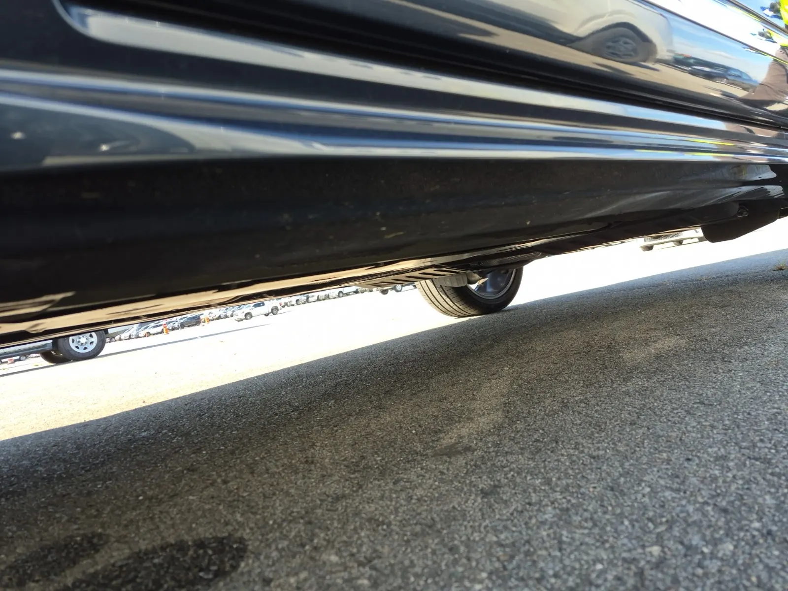Undercarriage - Driver Photo
