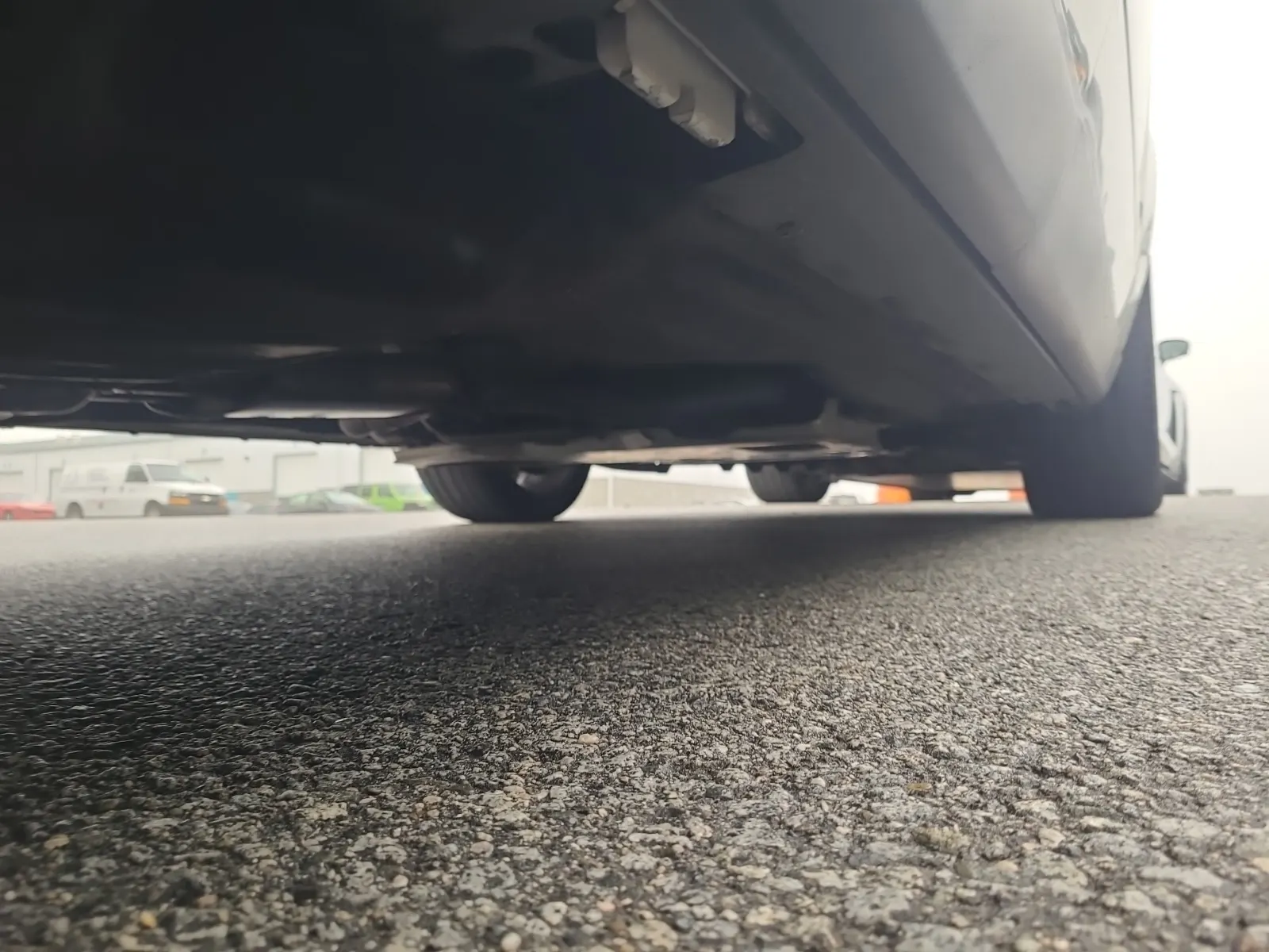 Undercarriage - Passenger Photo