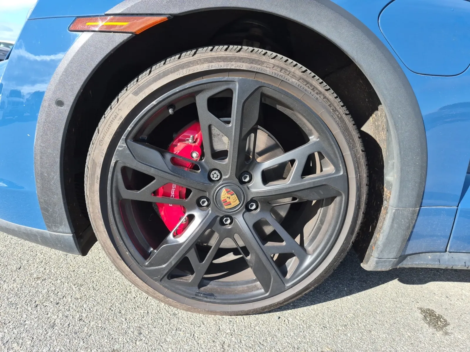 Front driver wheel/tire photo