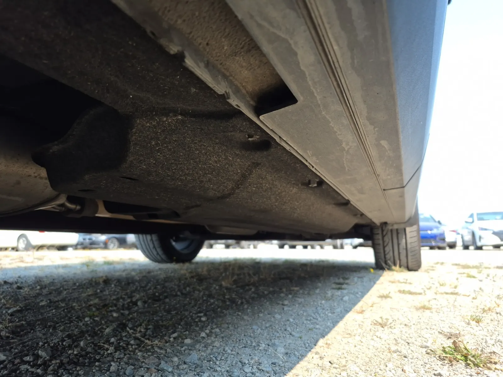 Undercarriage - Passenger Photo