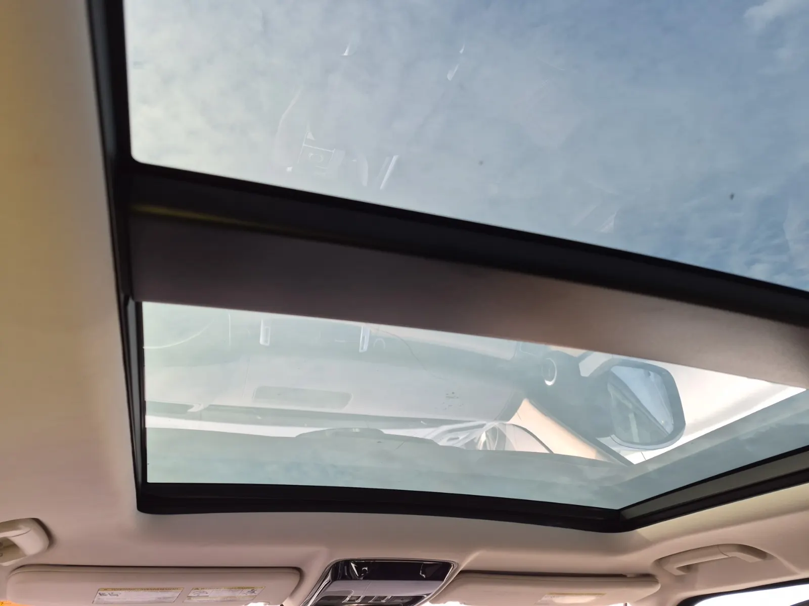 Interior Roof Photo