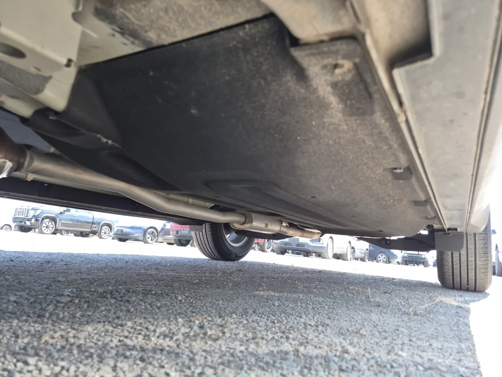 Undercarriage - Driver Photo