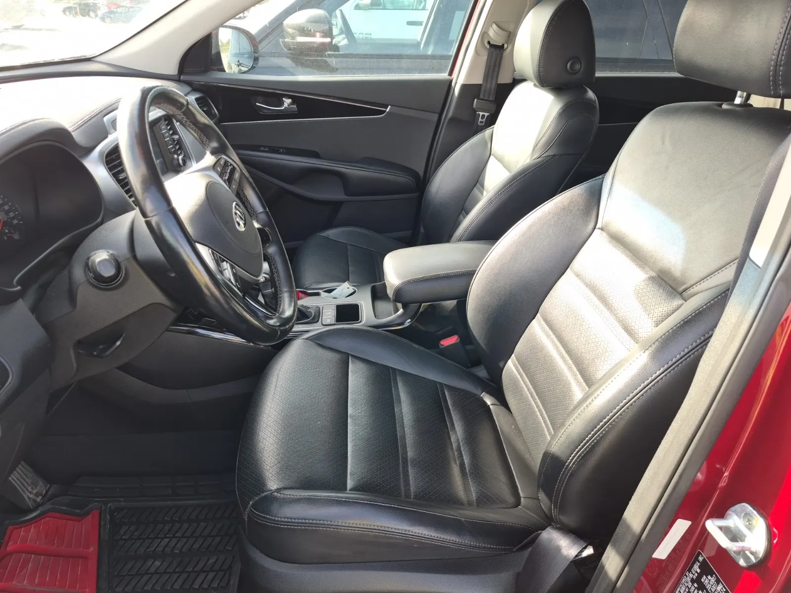 Front Interior Photo