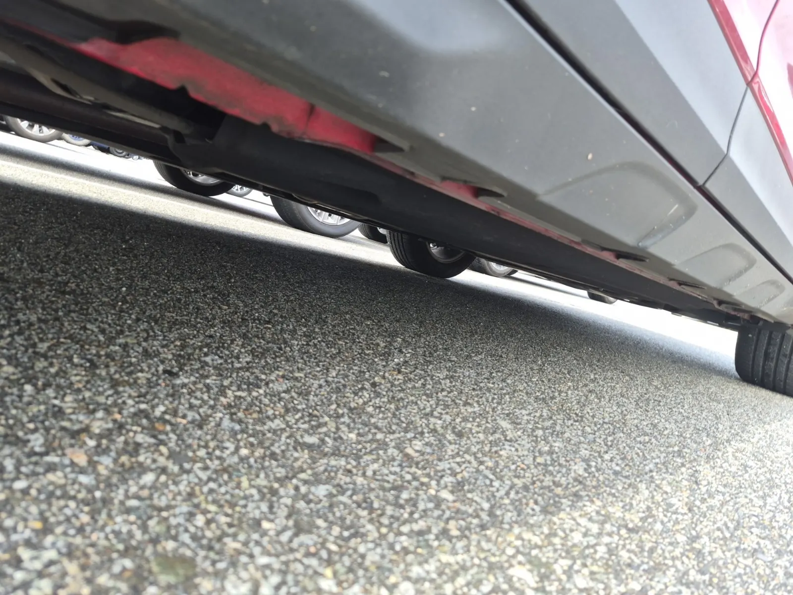 Undercarriage - Passenger Photo