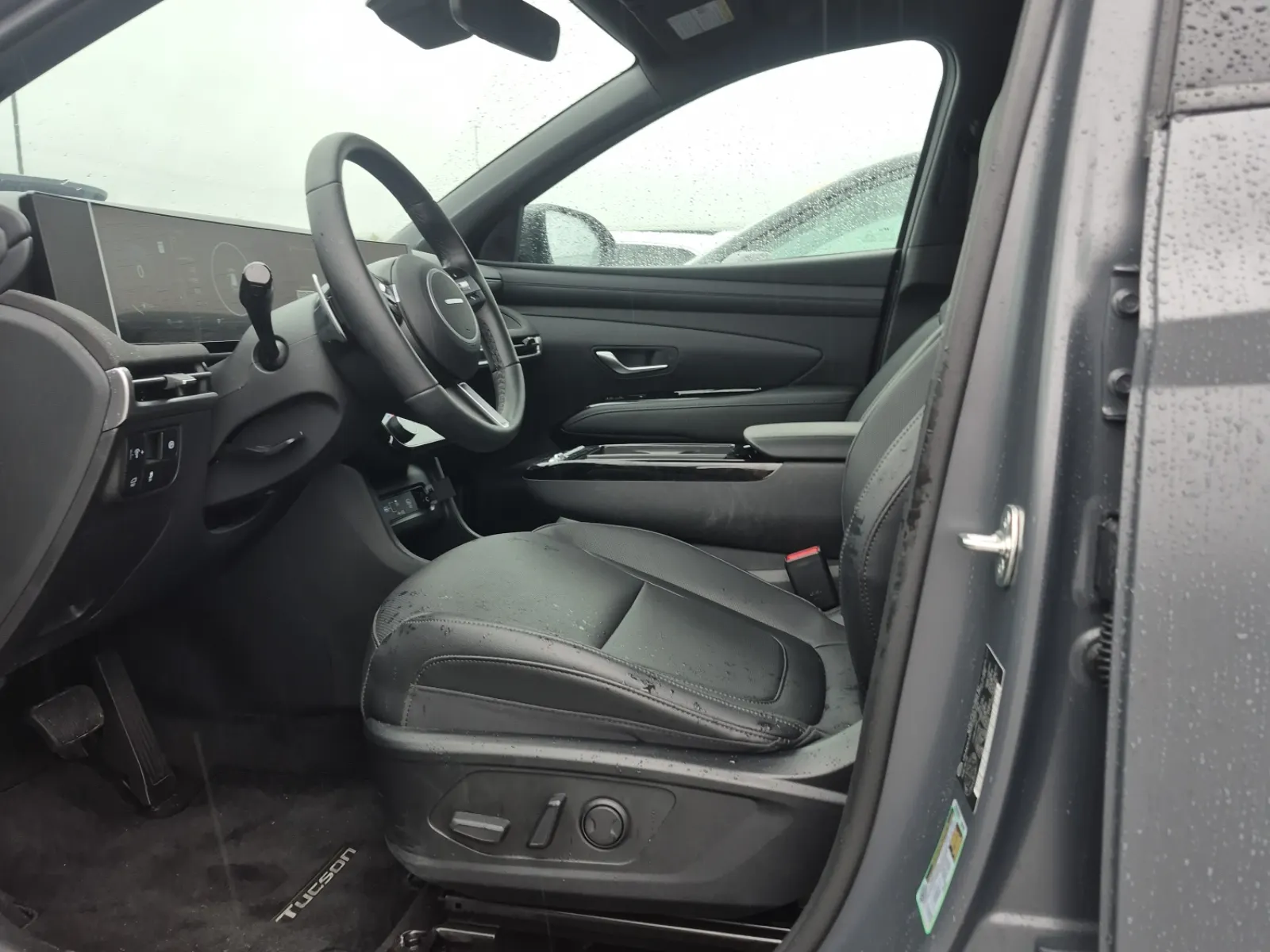 Front Interior Photo