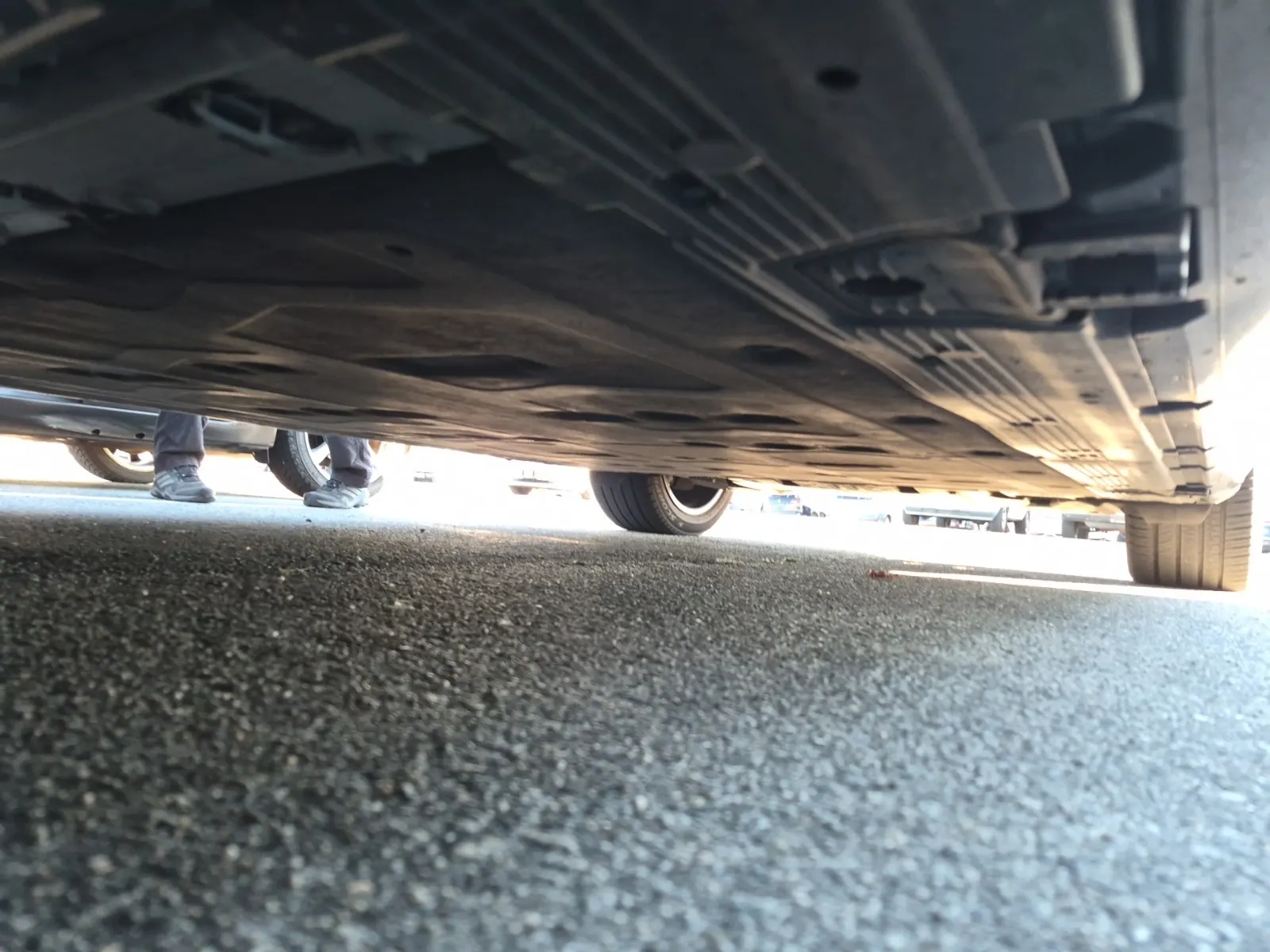 Undercarriage - Driver Photo