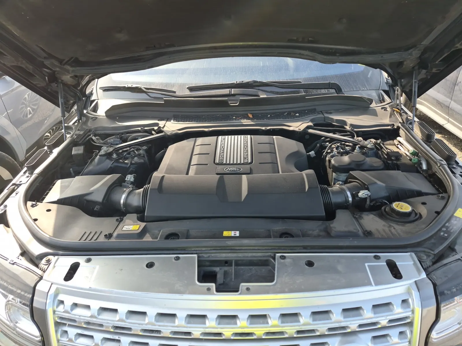 Engine Photo