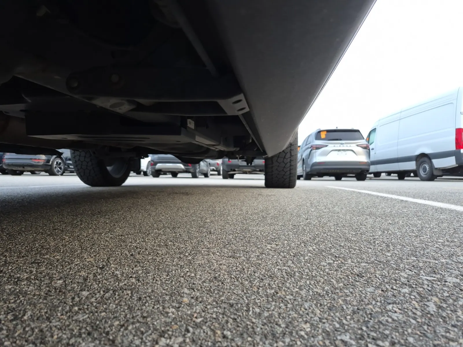 Undercarriage - Driver Photo