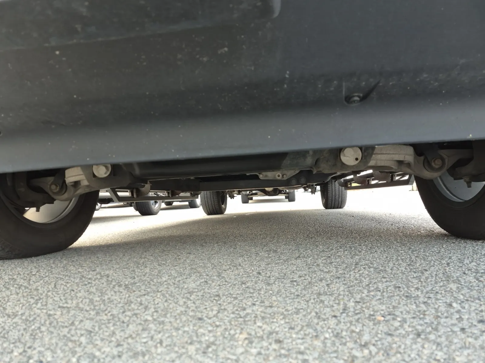 Undercarriage - Front Photo