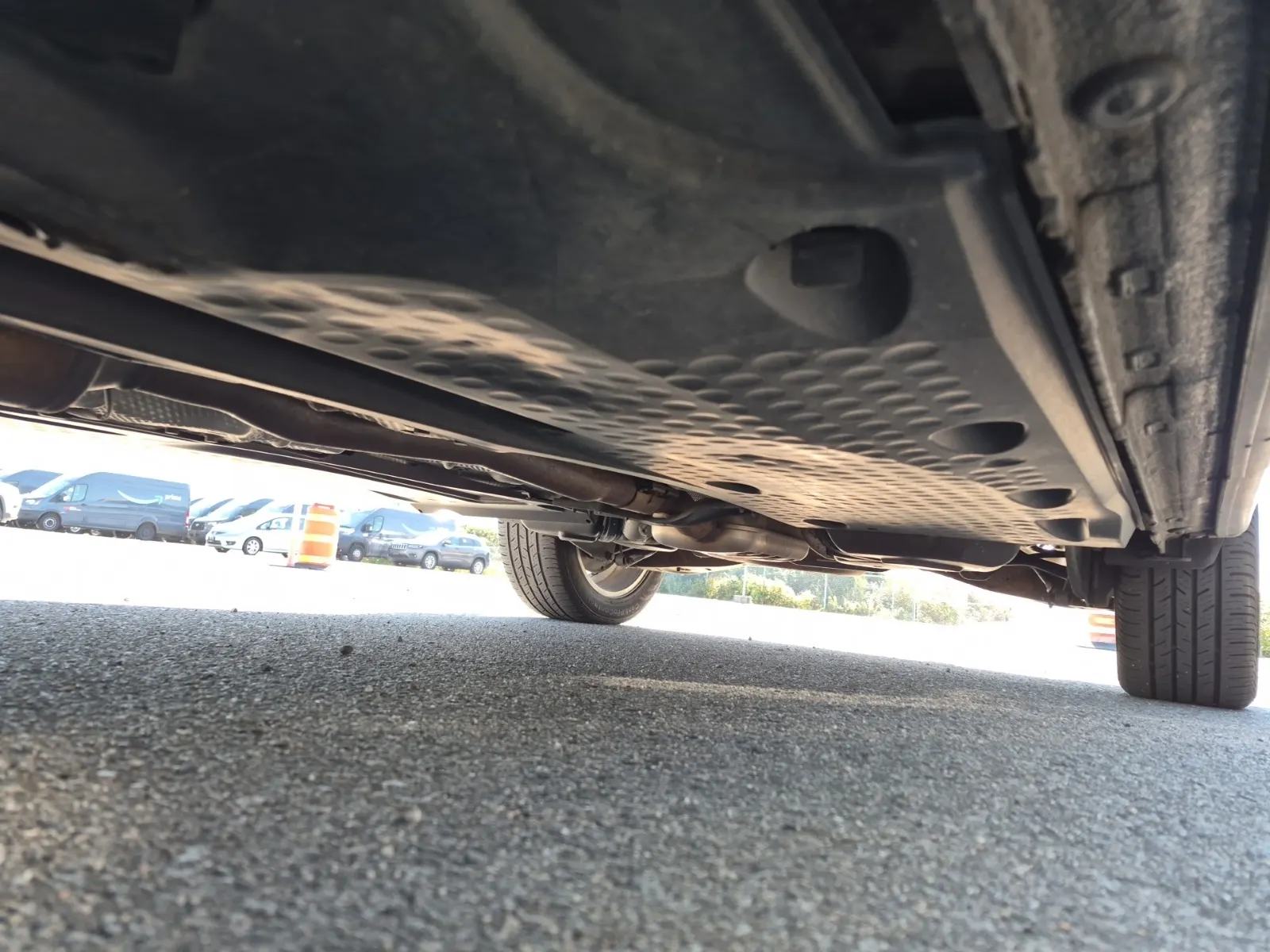 Undercarriage - Driver Photo