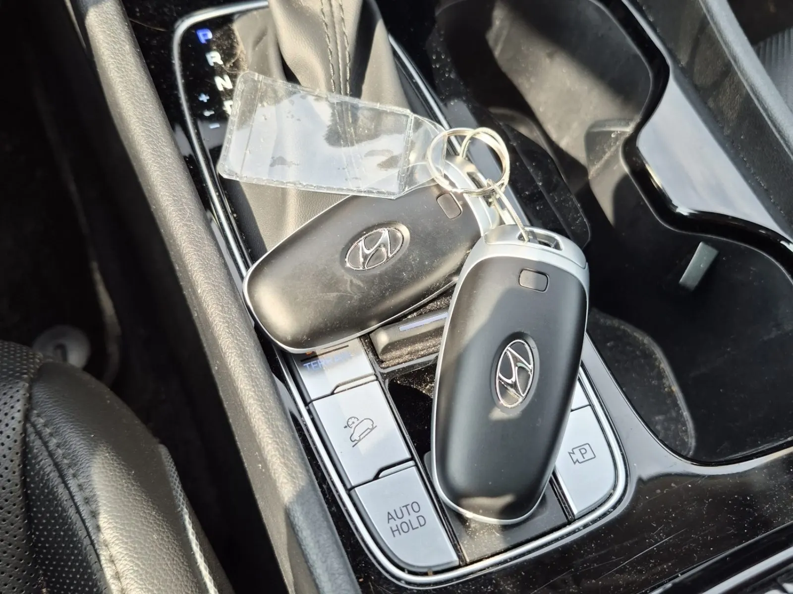 Keys/Fobs/Manual Photo