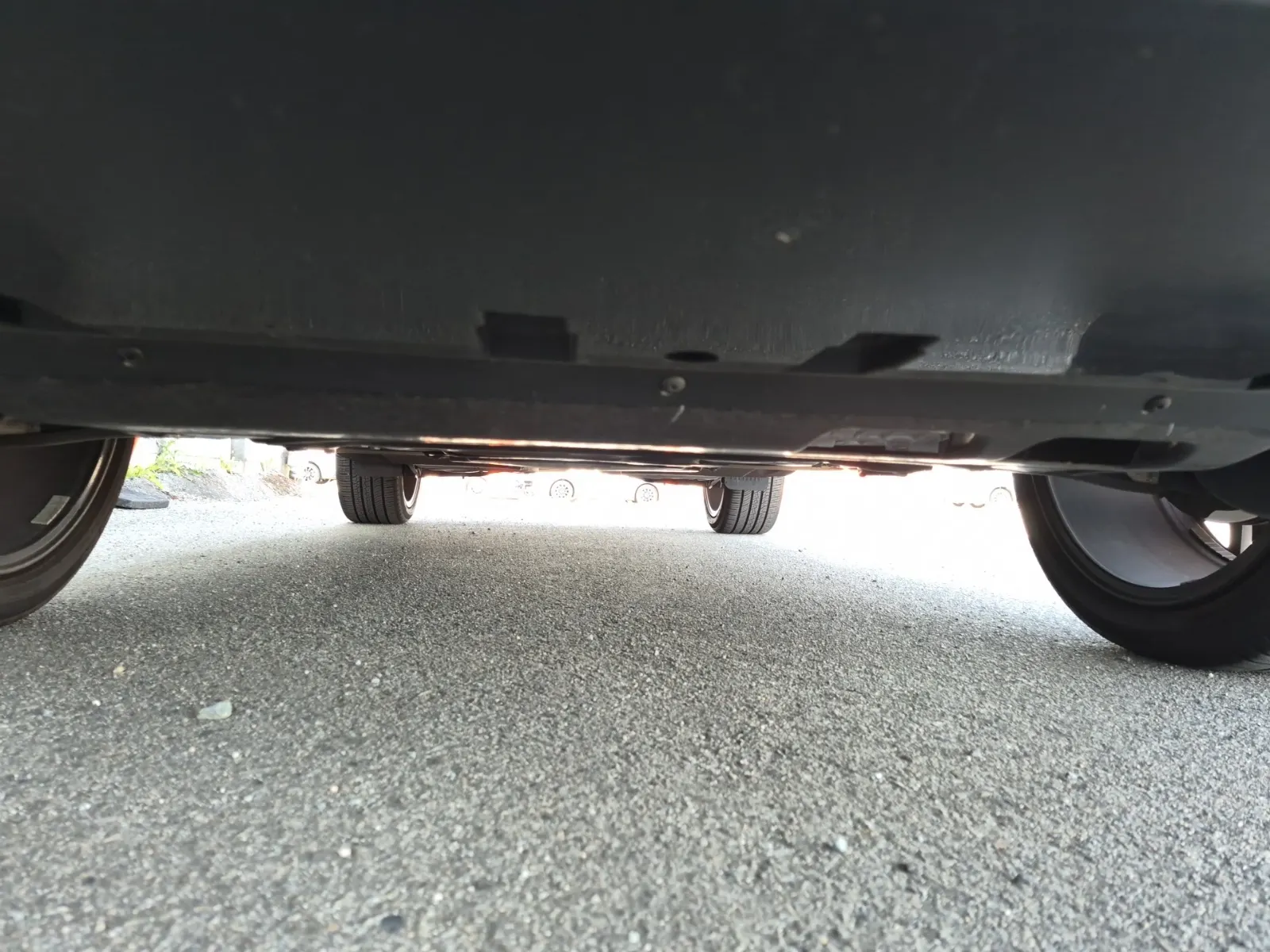 Undercarriage - Front Photo