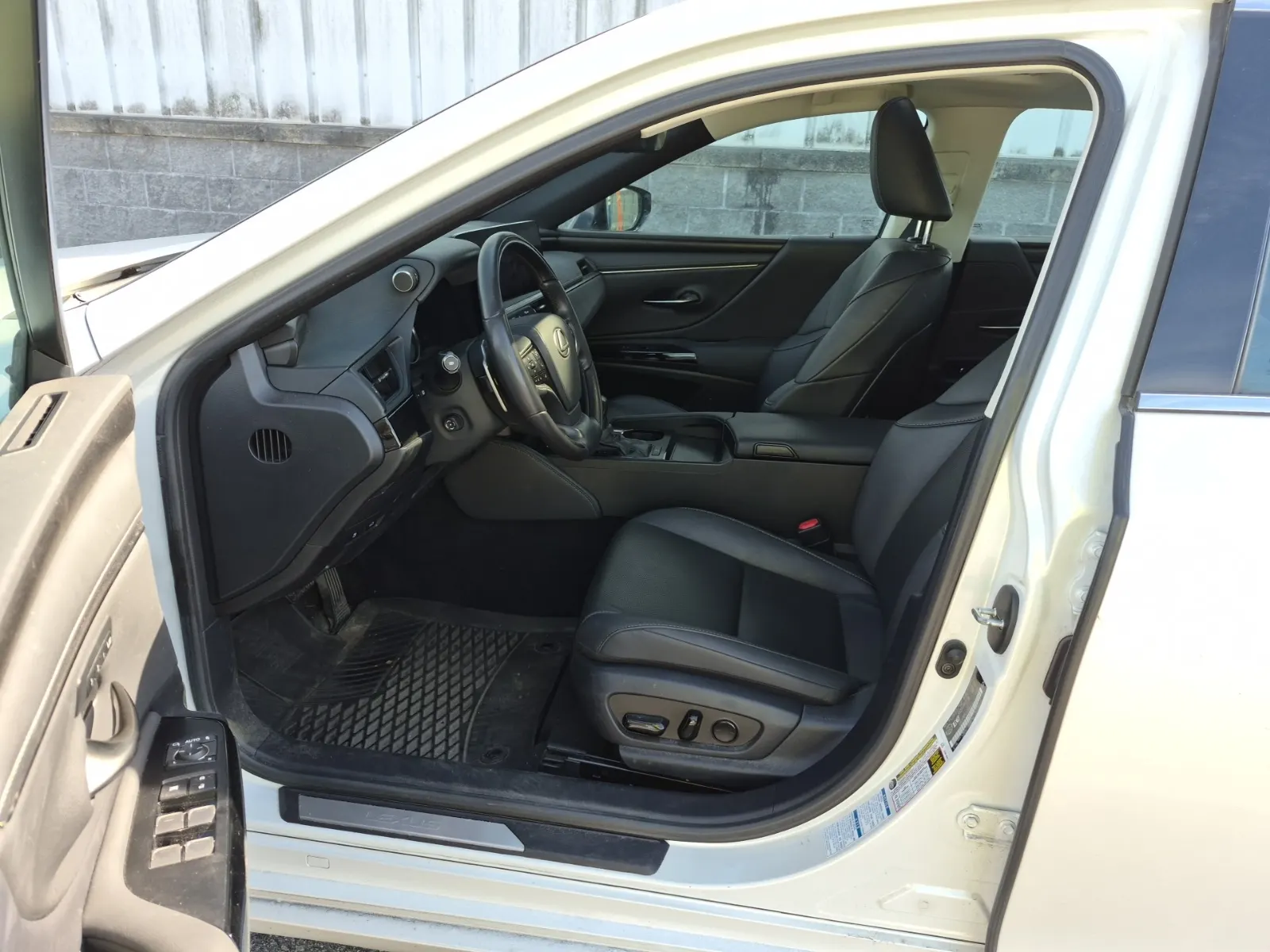 Front Interior Photo