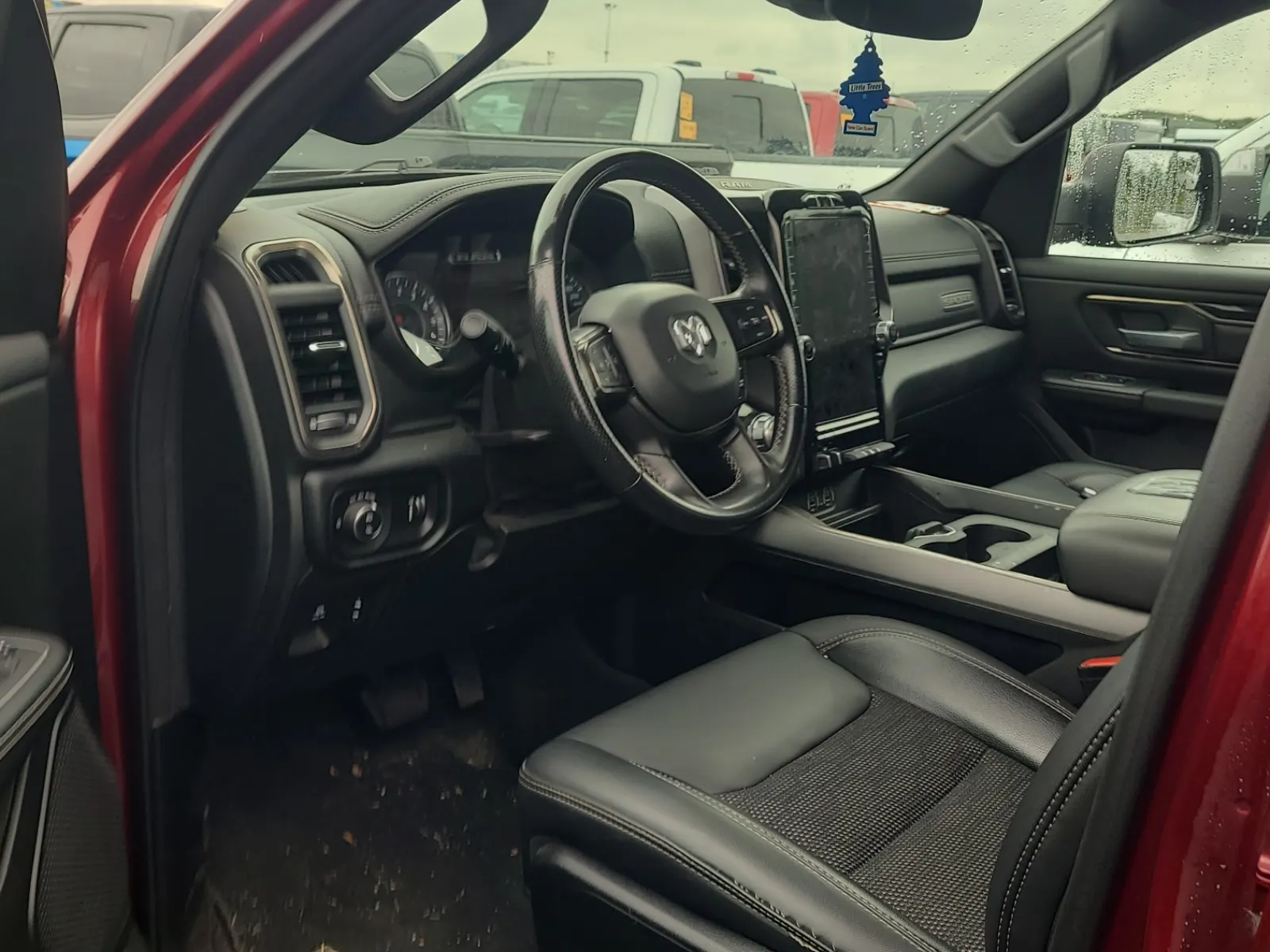 Front Interior Photo