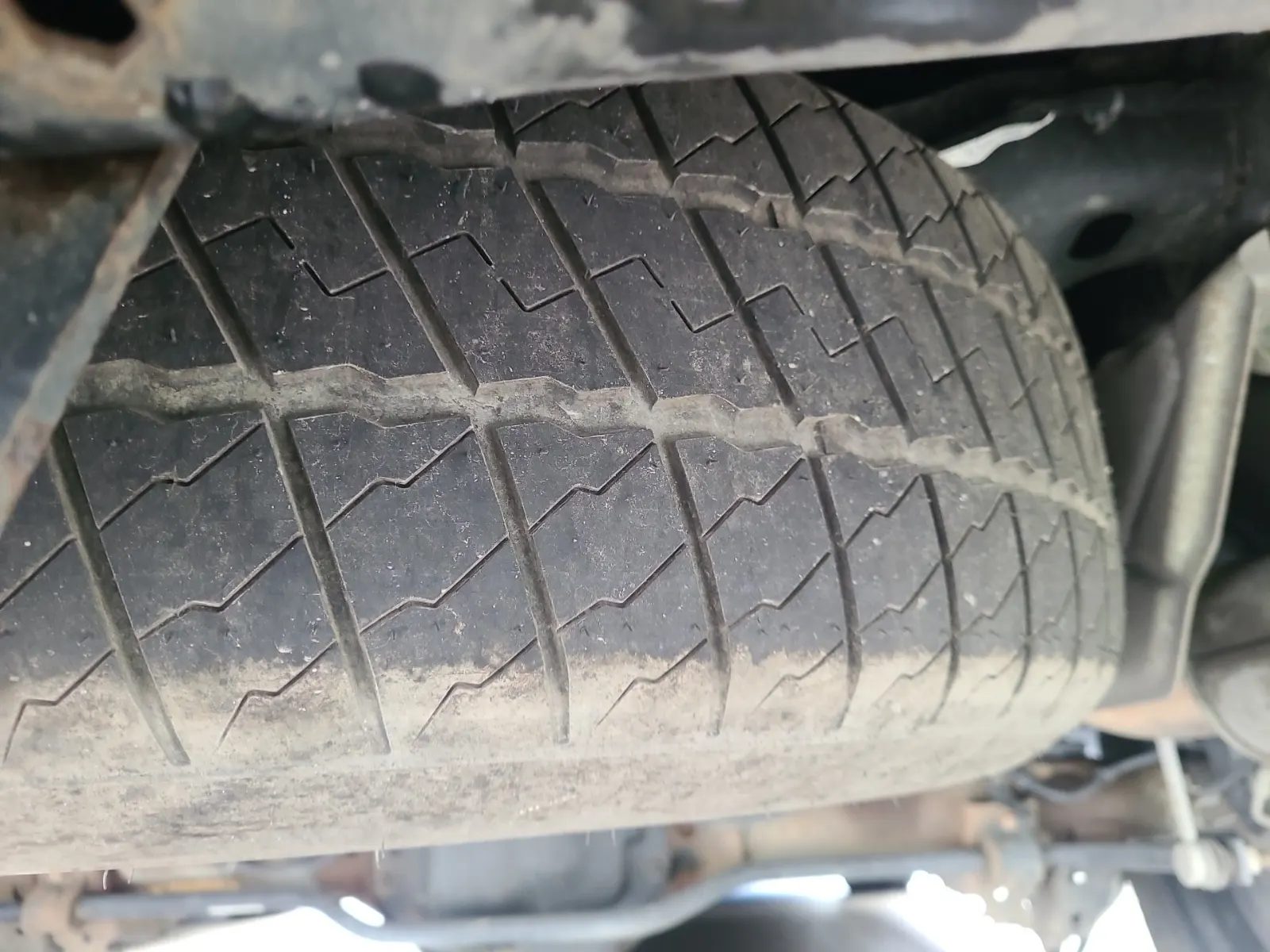 Spare Tire & Wheel Photo