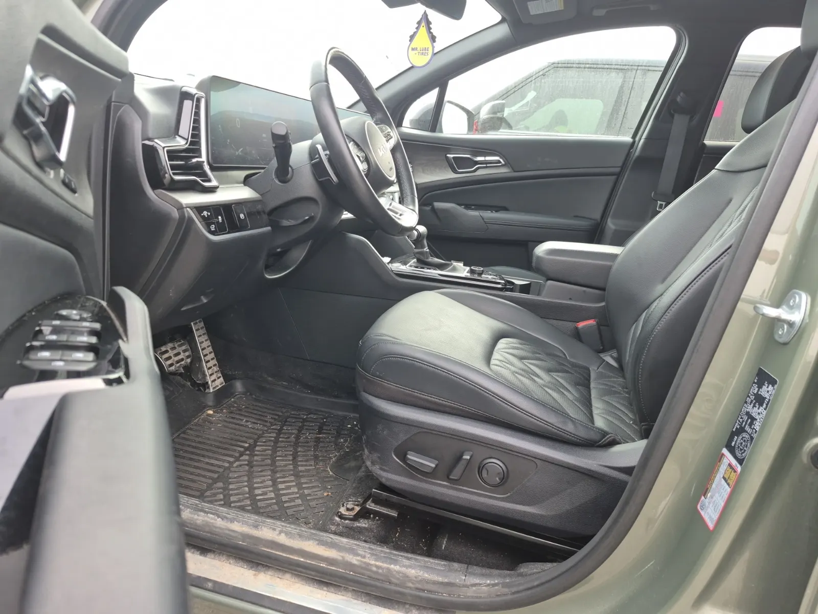Front Interior Photo
