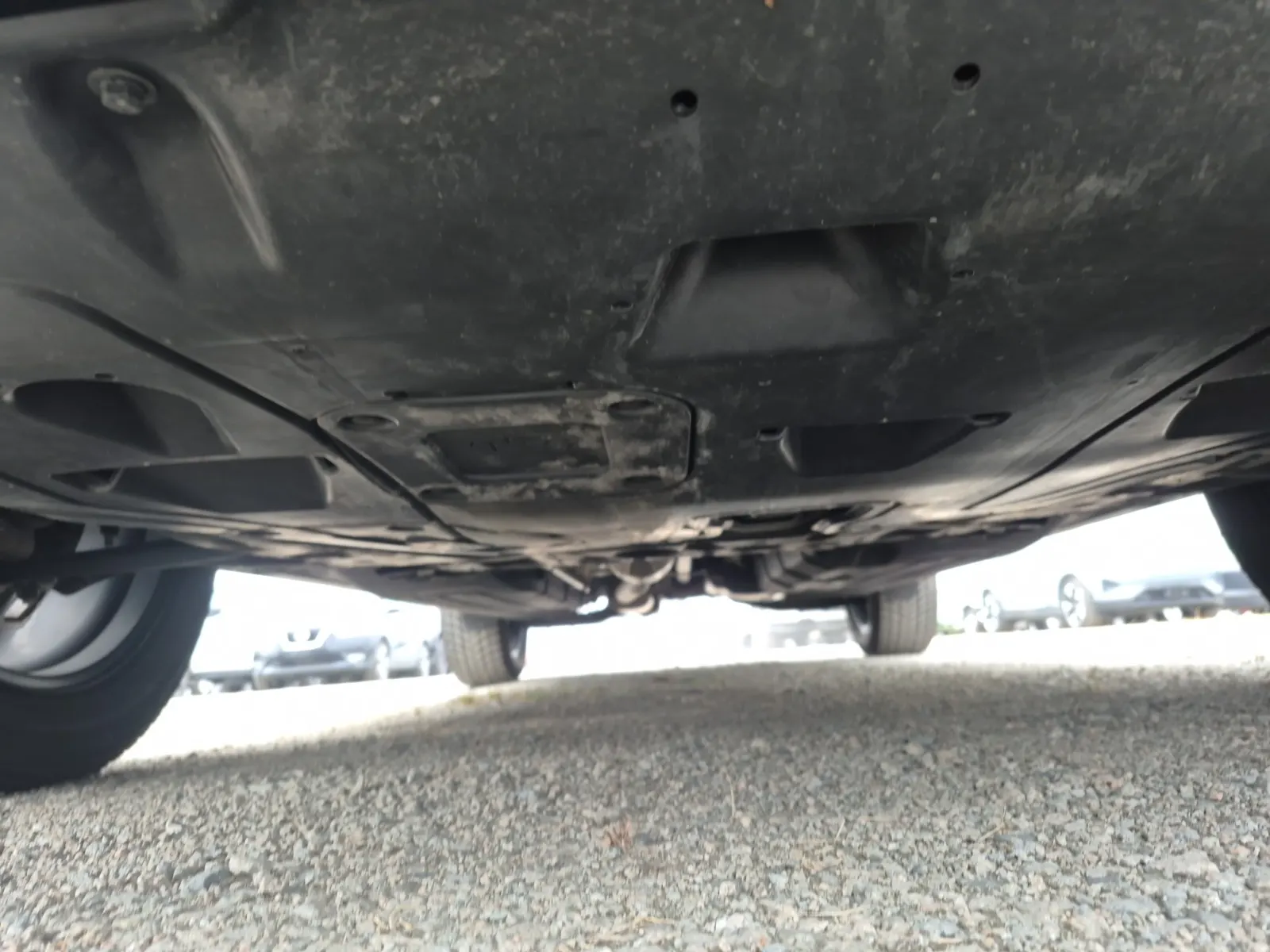Undercarriage - Front Photo