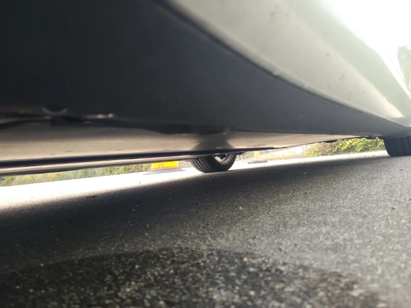 Undercarriage - Driver Photo