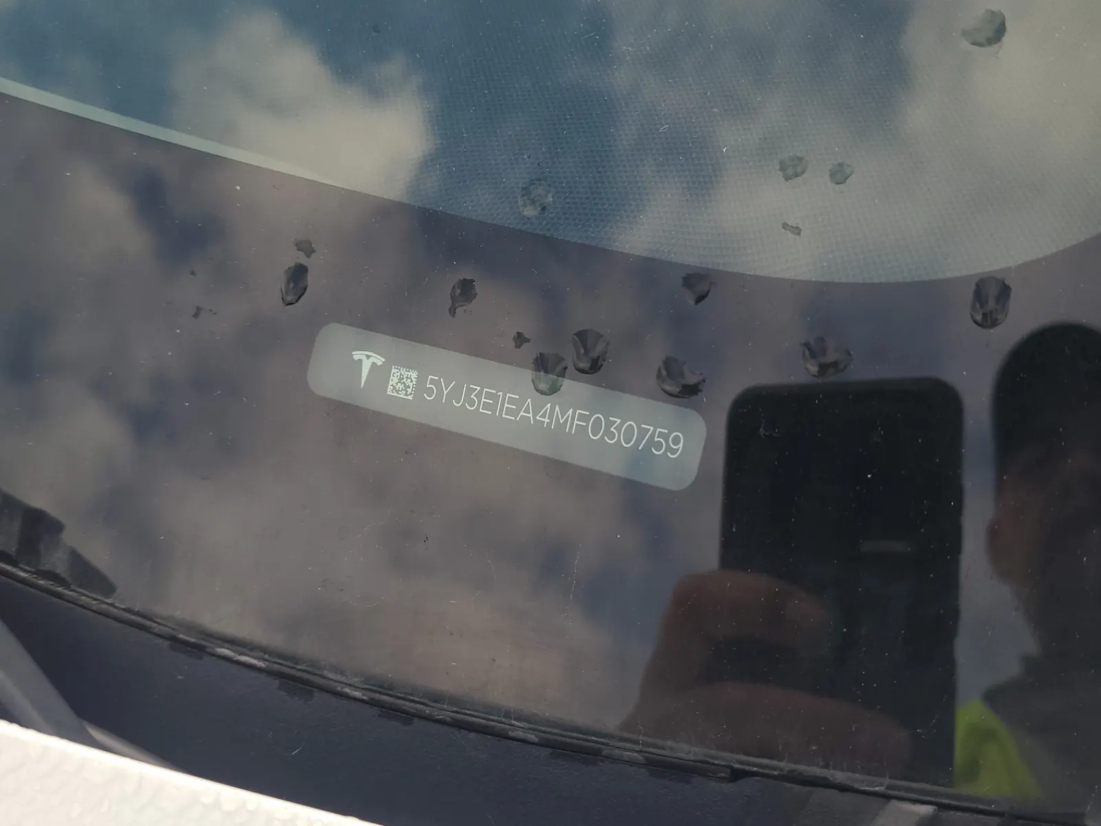 Dash VIN Plate Photo