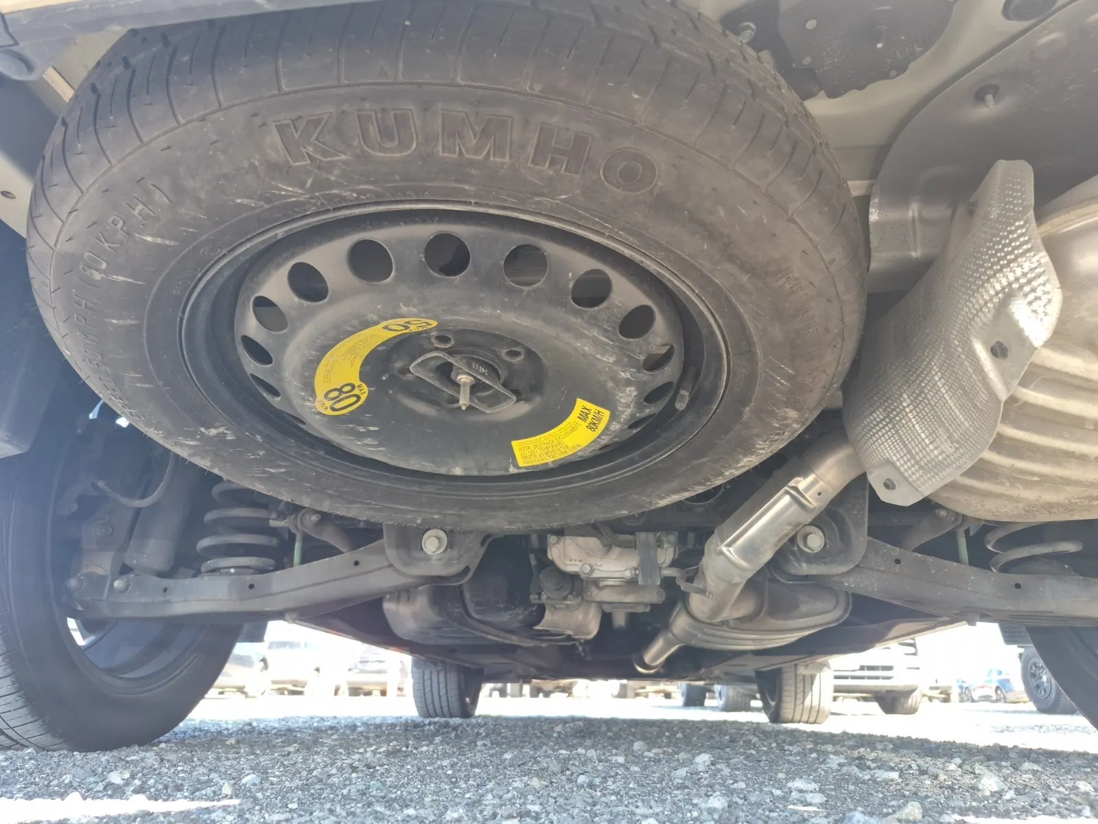 Undercarriage - Rear Photo