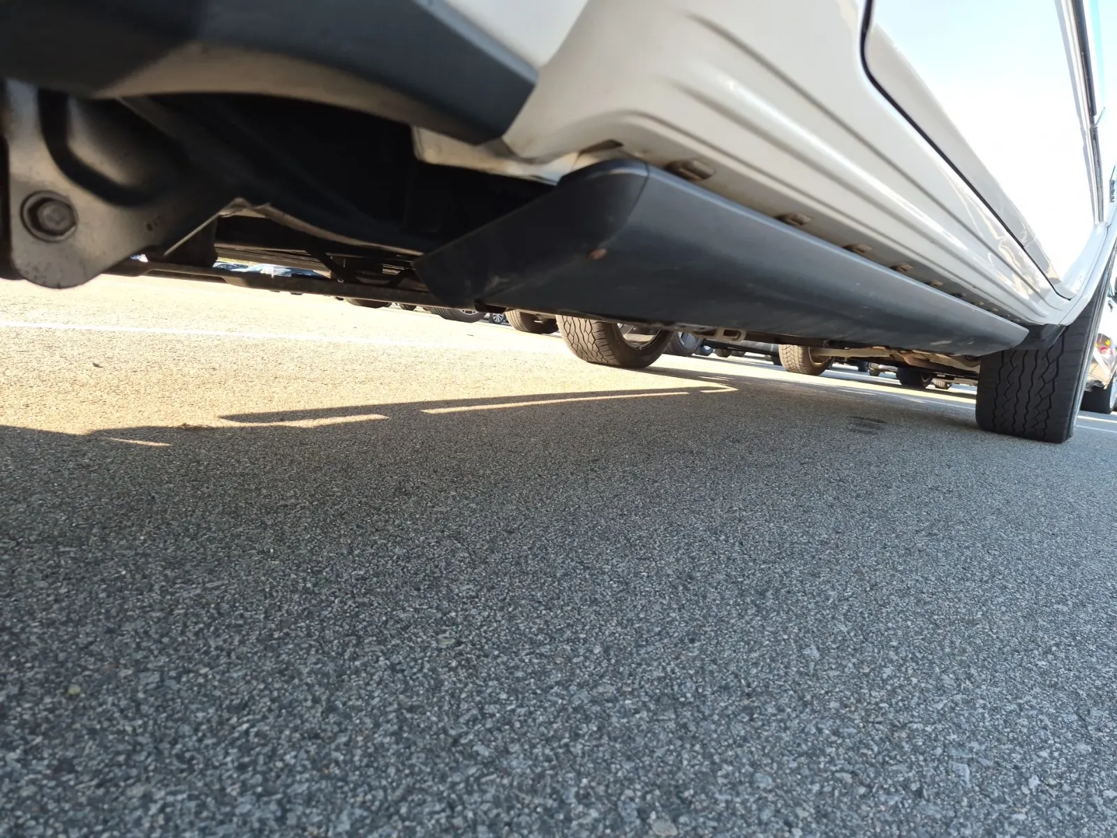 Undercarriage - Passenger Photo