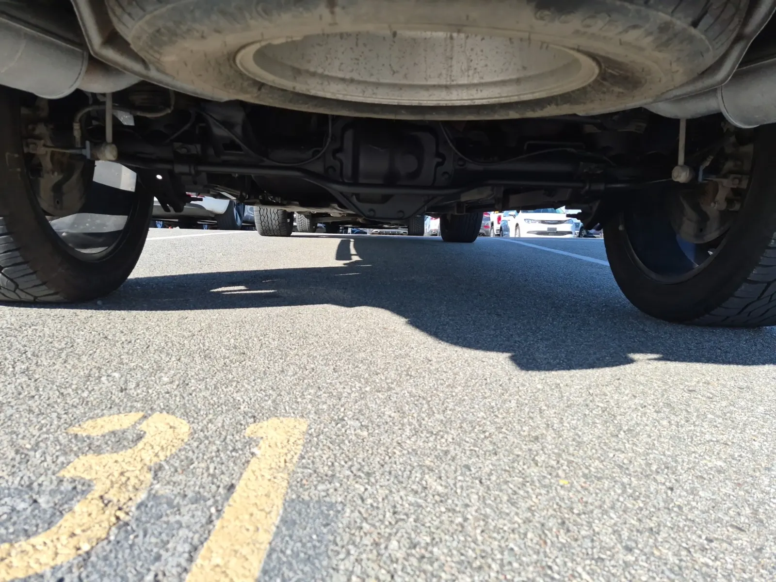 Undercarriage - Rear Photo