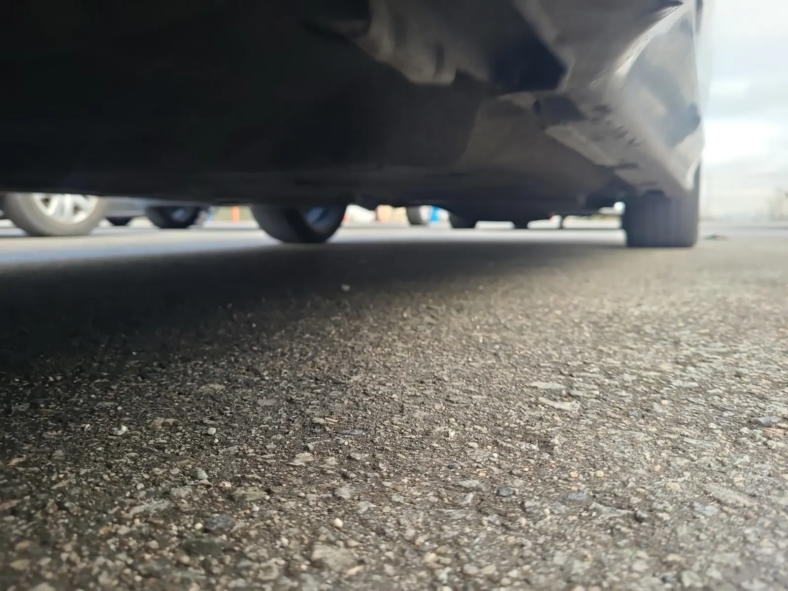 Undercarriage - Driver Photo