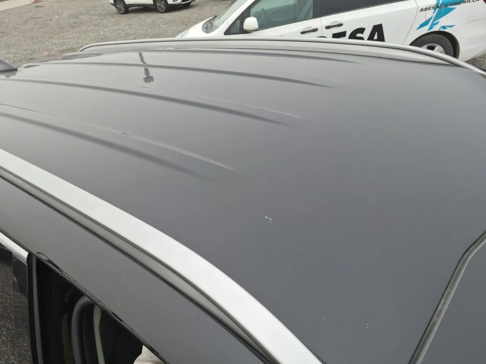 Exterior Roof Photo