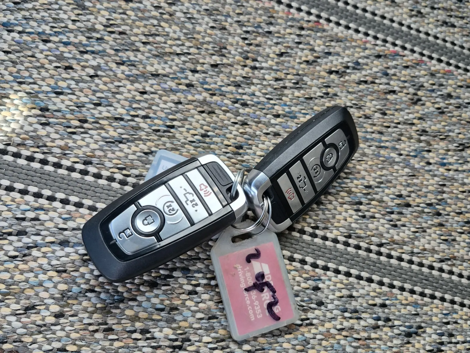 Keys/Fobs/Manual Photo