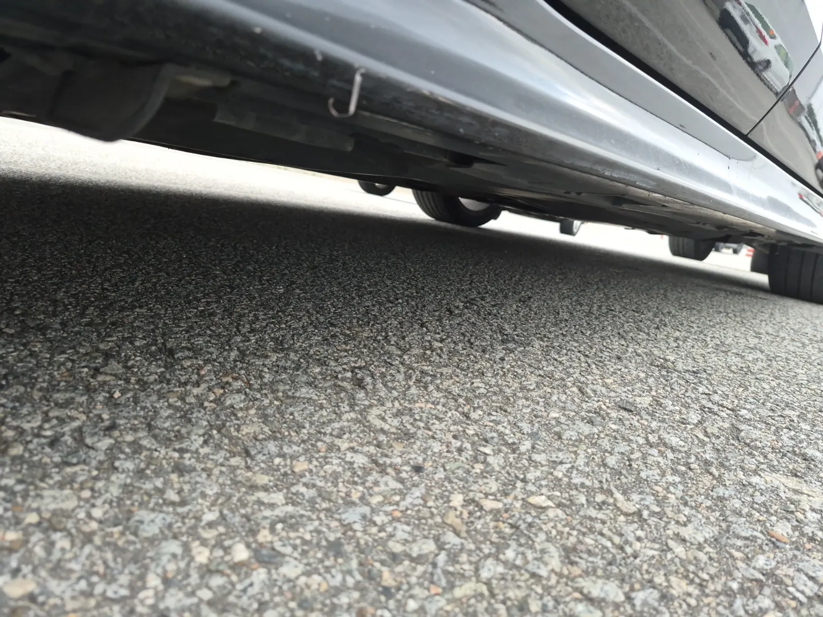 Undercarriage - Passenger Photo