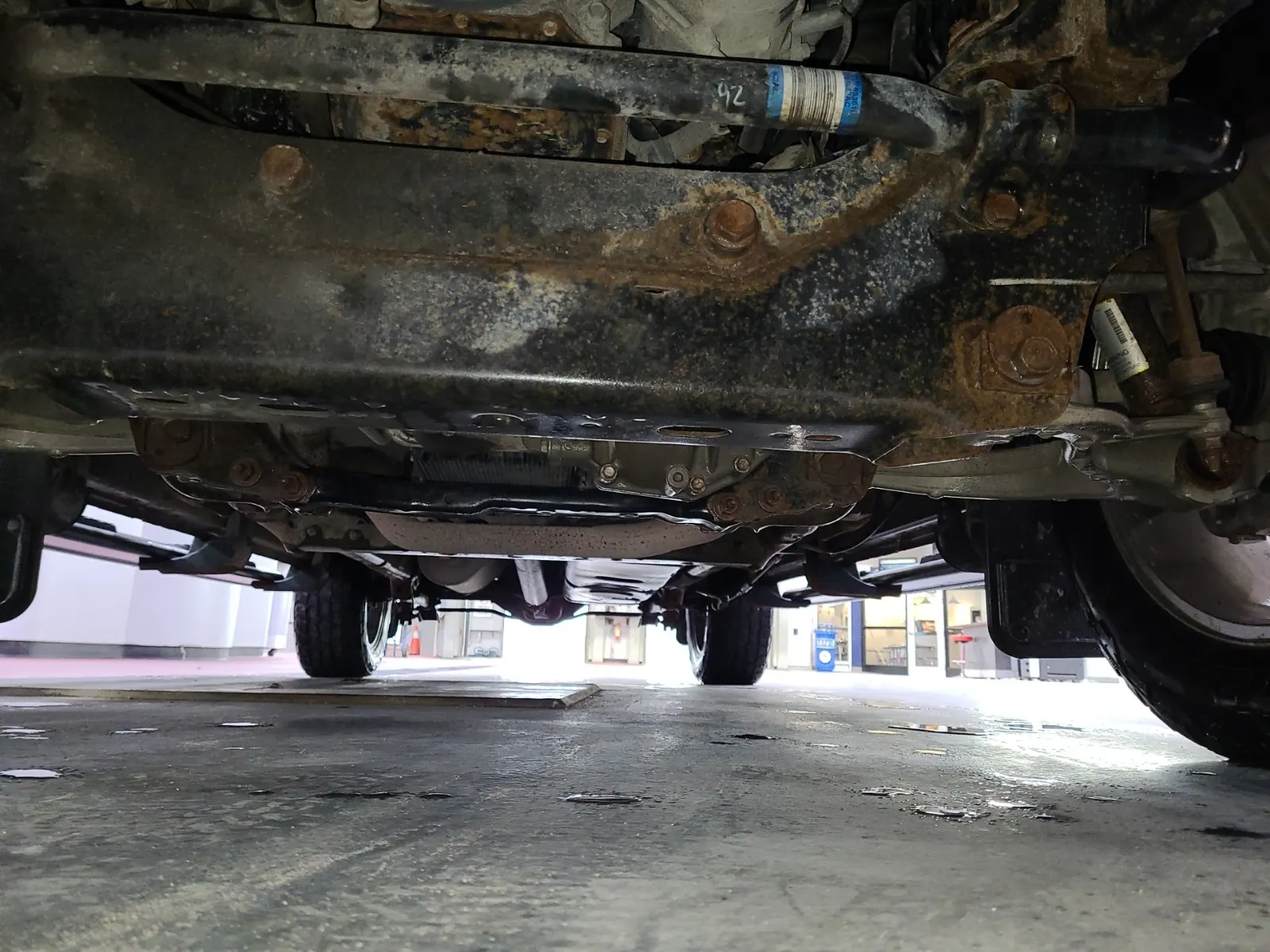 Undercarriage - Front Photo