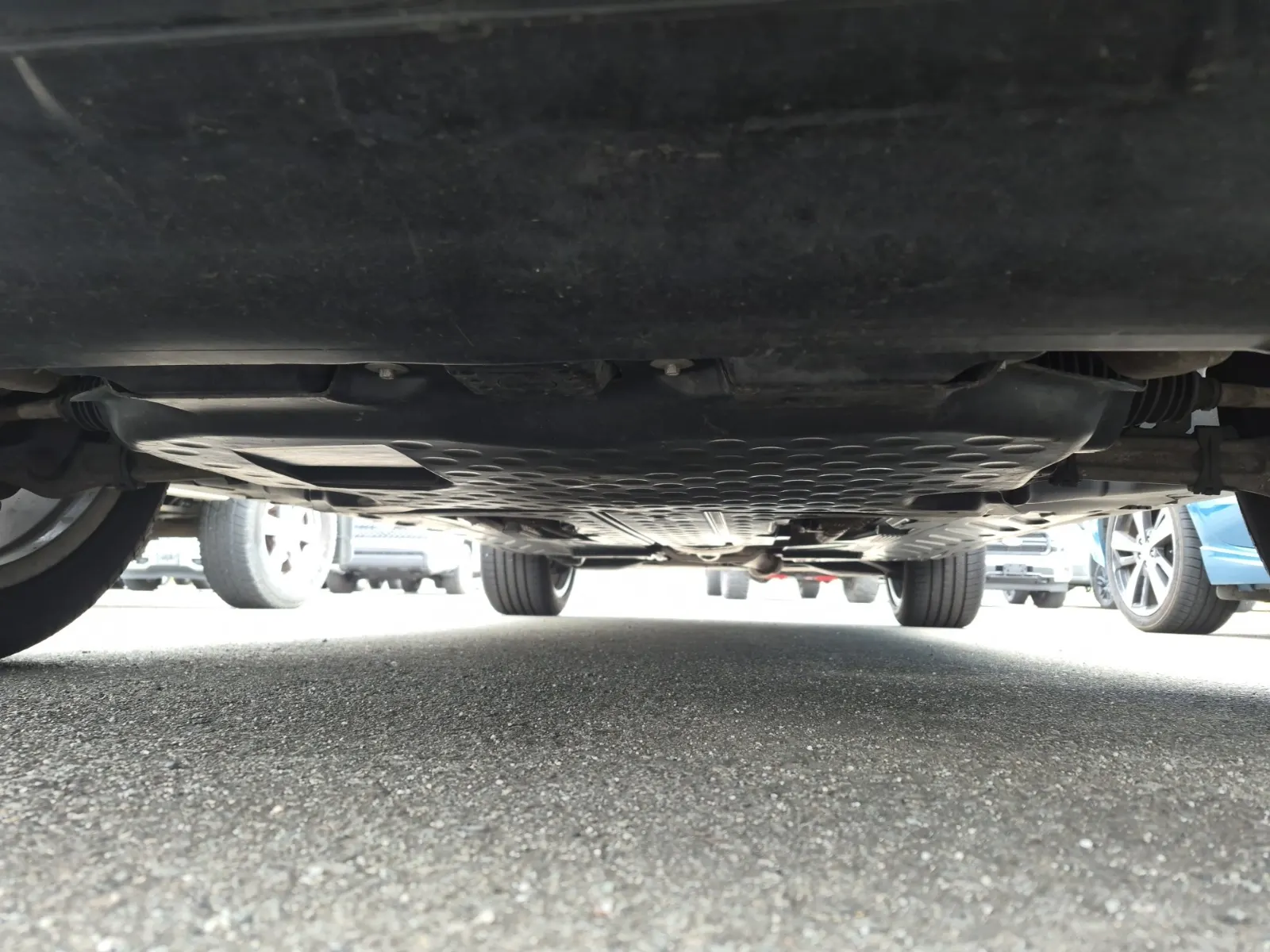 Undercarriage - Front Photo