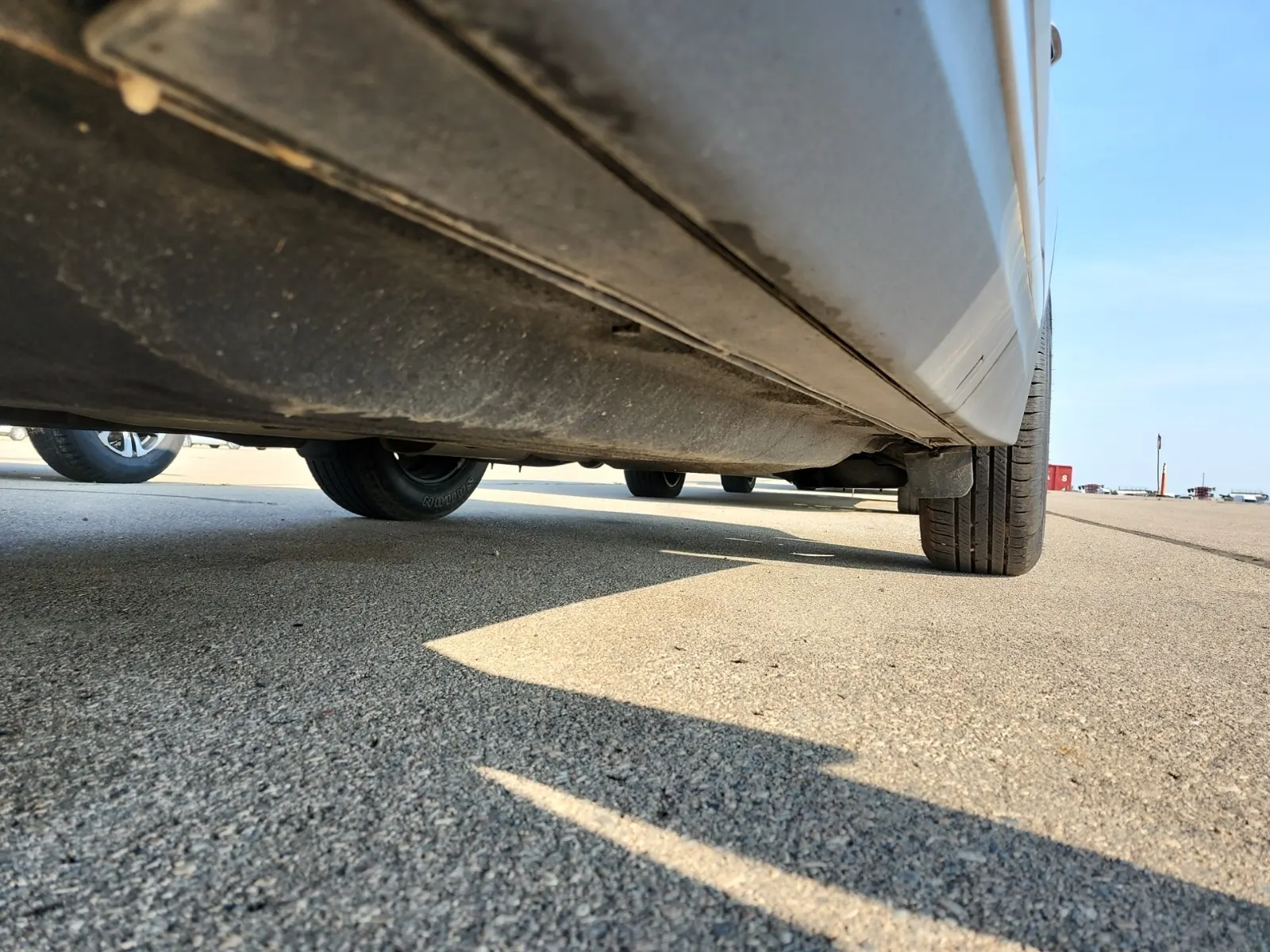 Undercarriage - Driver Photo