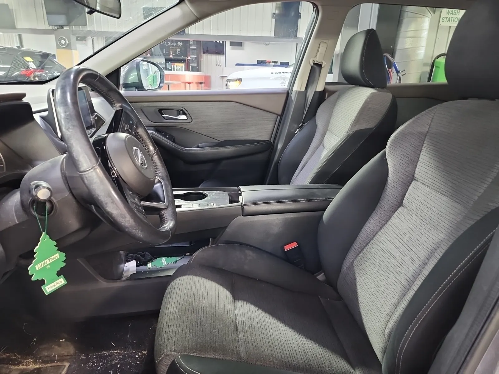 Front Interior Photo