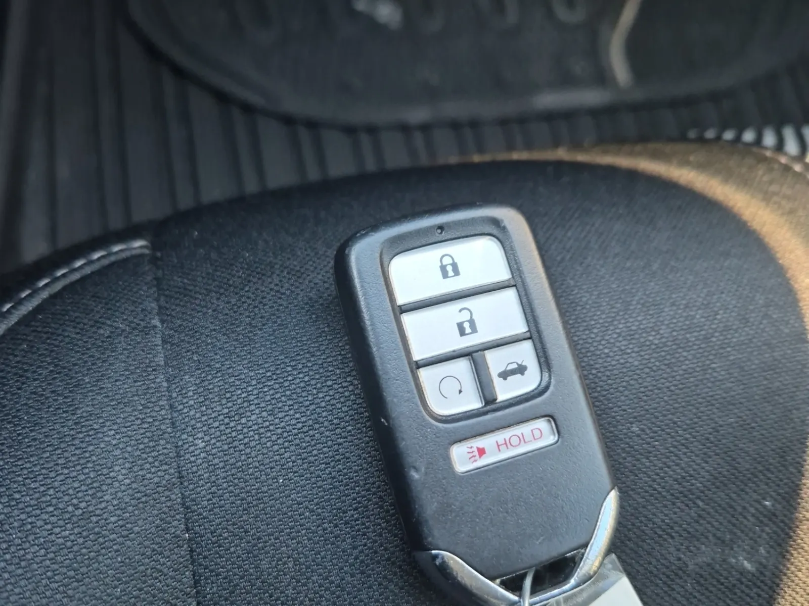 Keys/Fobs/Manual Photo