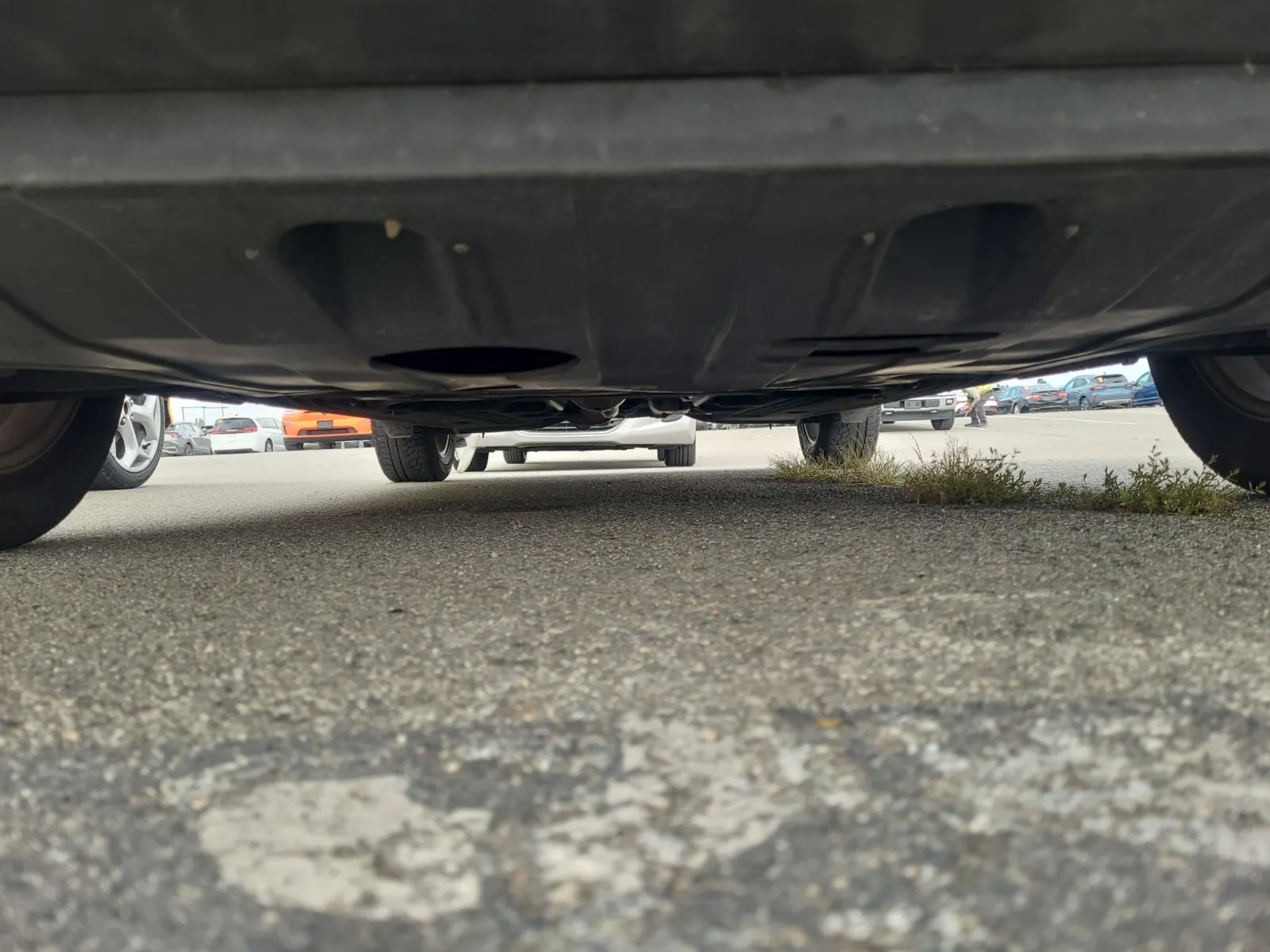 Undercarriage - Front Photo