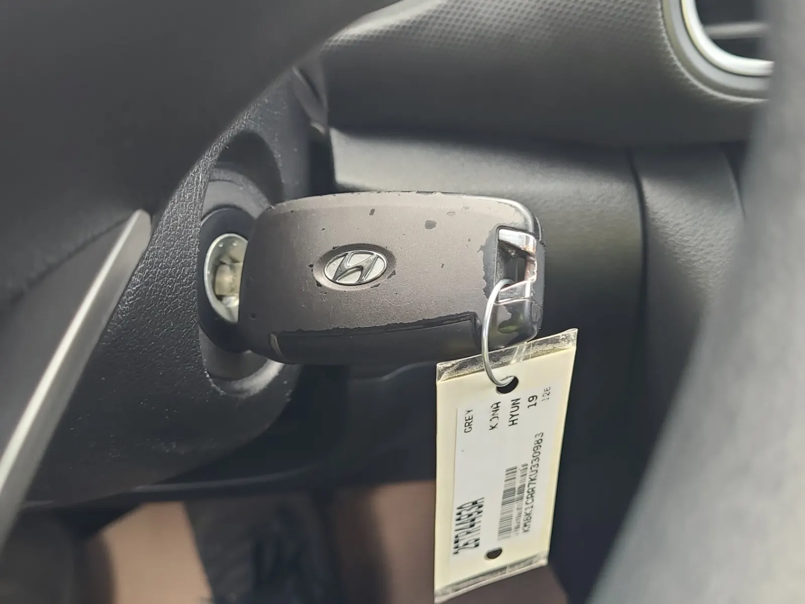 Keys/Fobs/Manual Photo