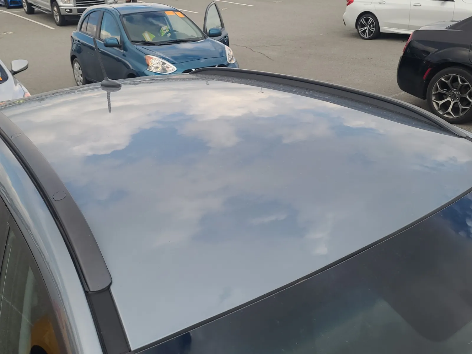 Exterior Roof Photo