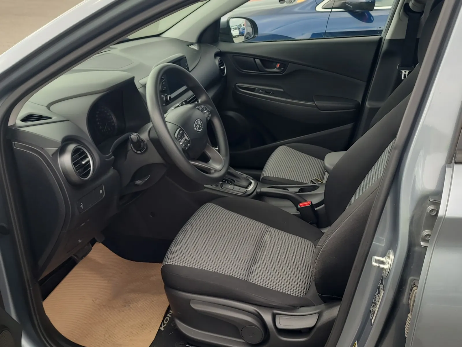 Front Interior Photo
