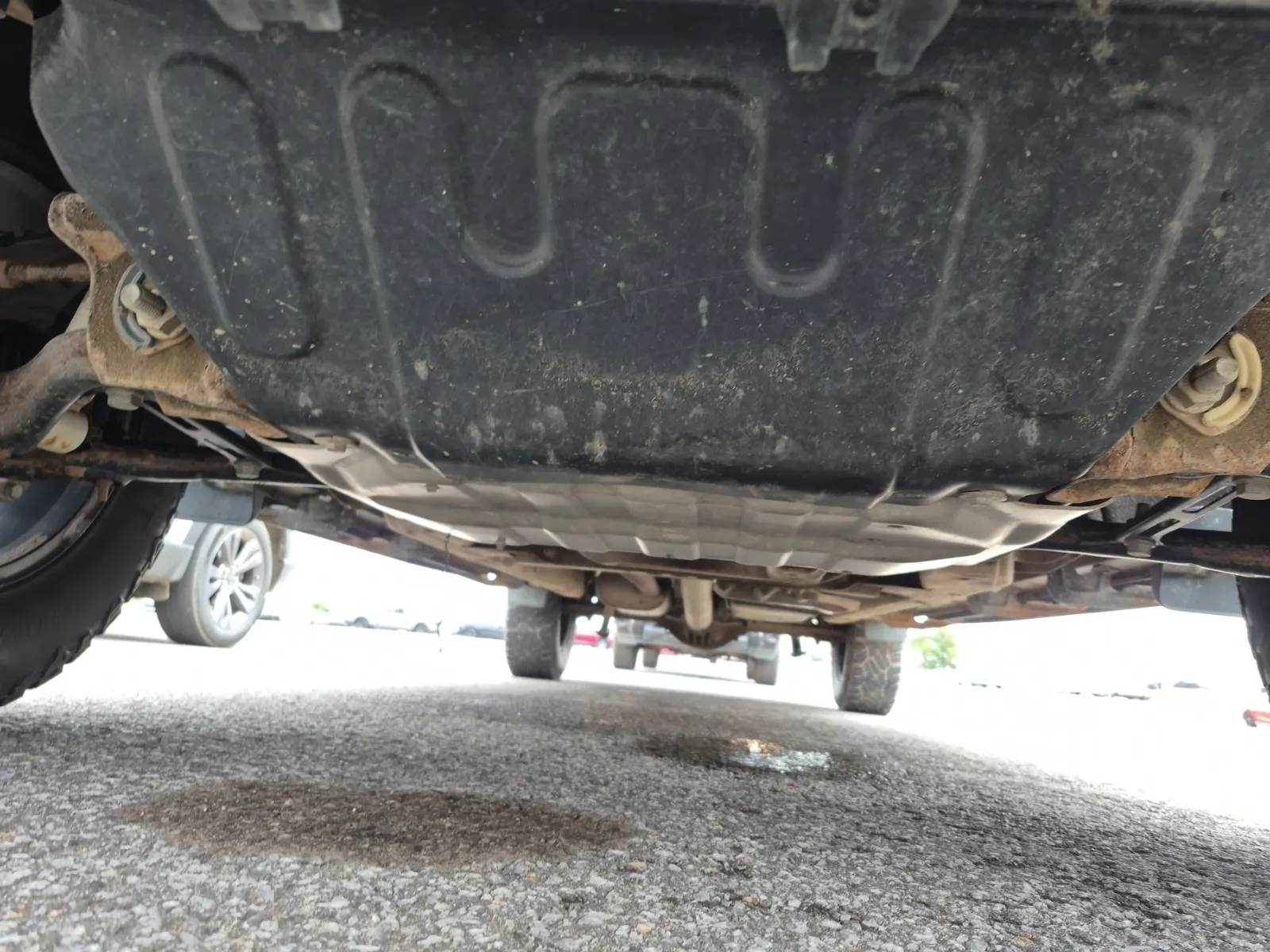 Undercarriage - Front Photo