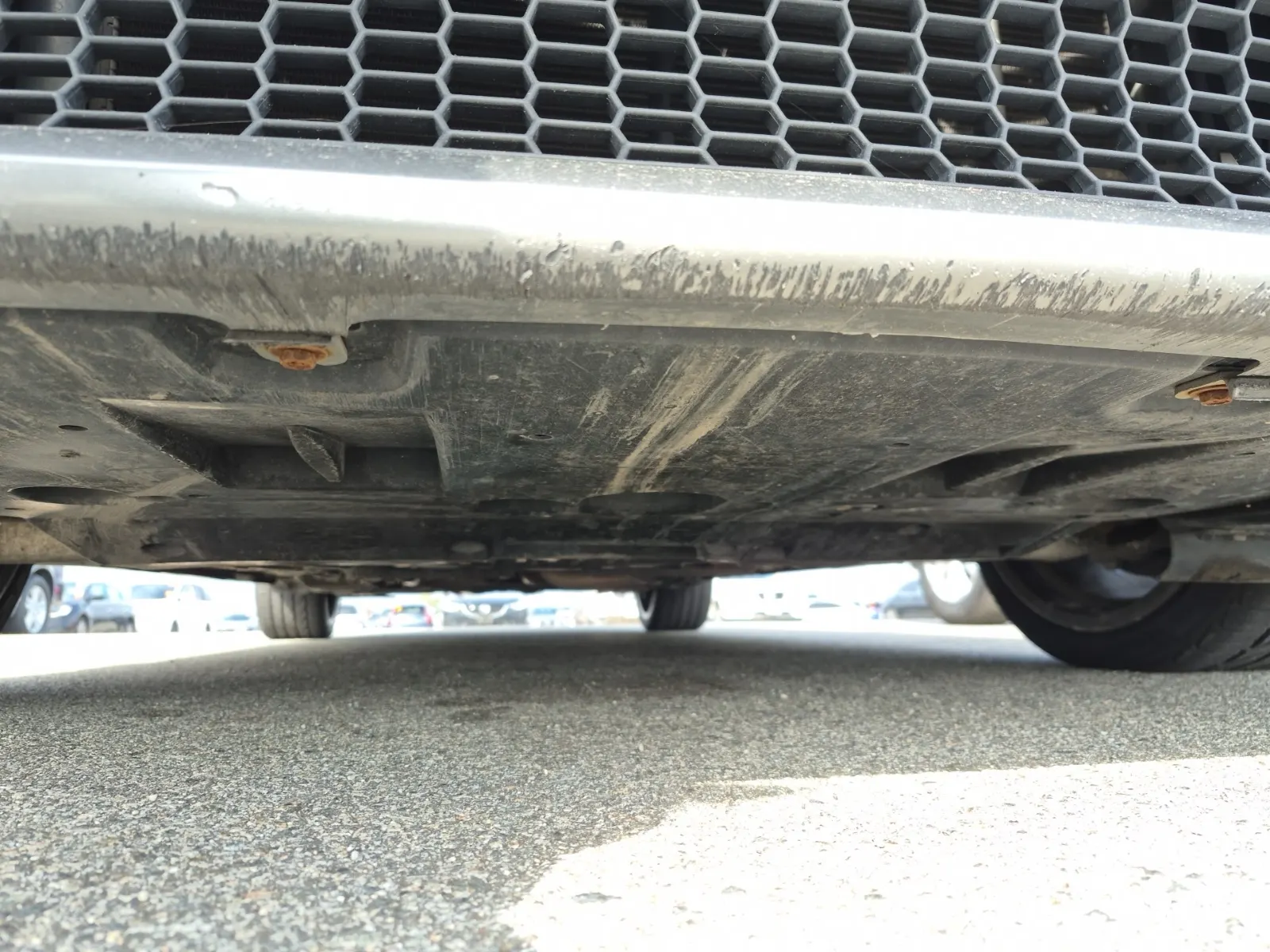 Undercarriage - Front Photo