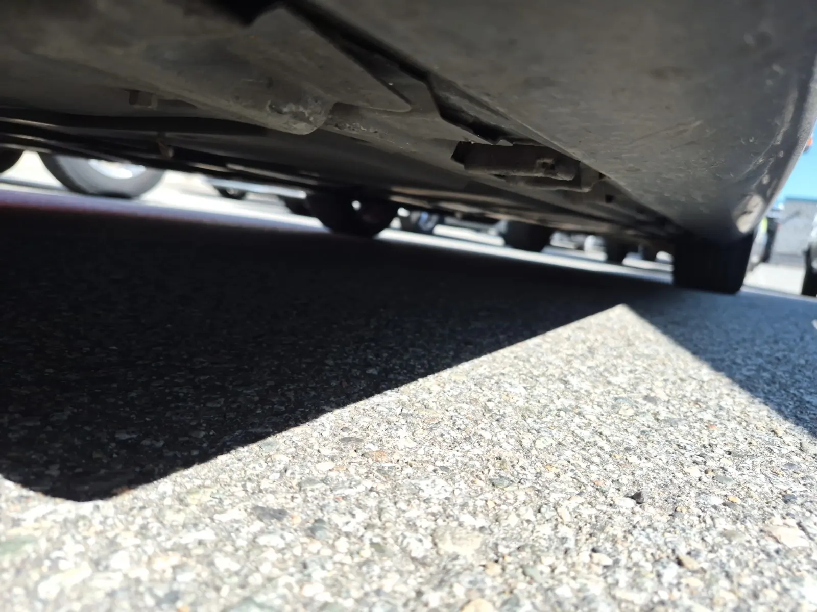Undercarriage - Driver Photo