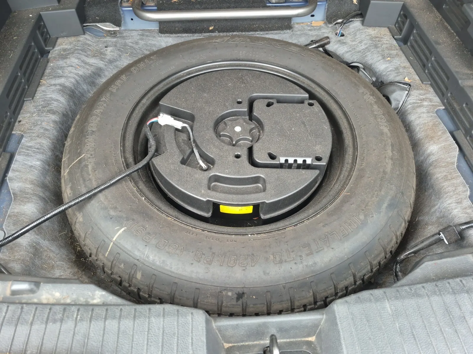 Spare Tire & Wheel Photo