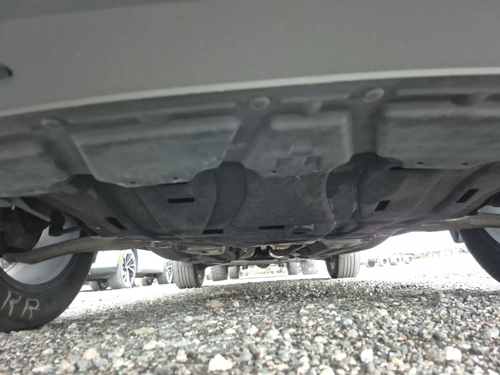 Undercarriage - Front Photo
