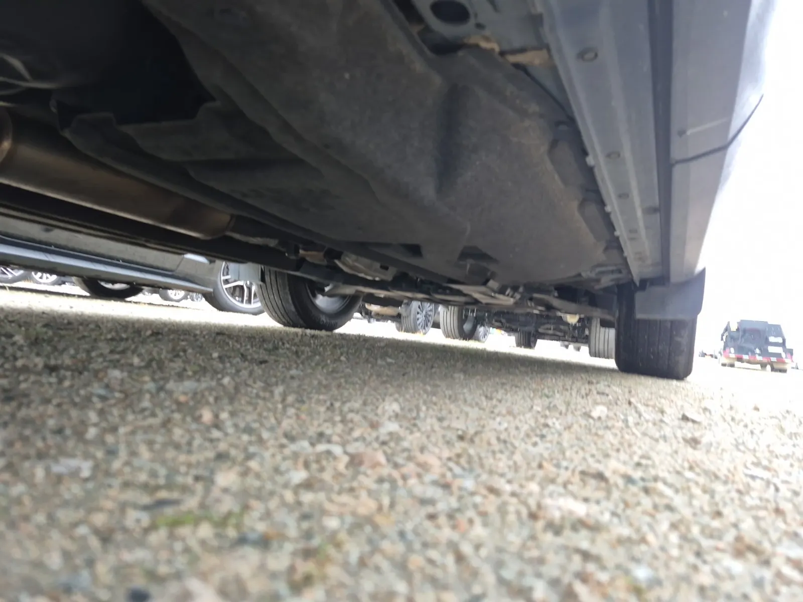 Undercarriage - Passenger Photo