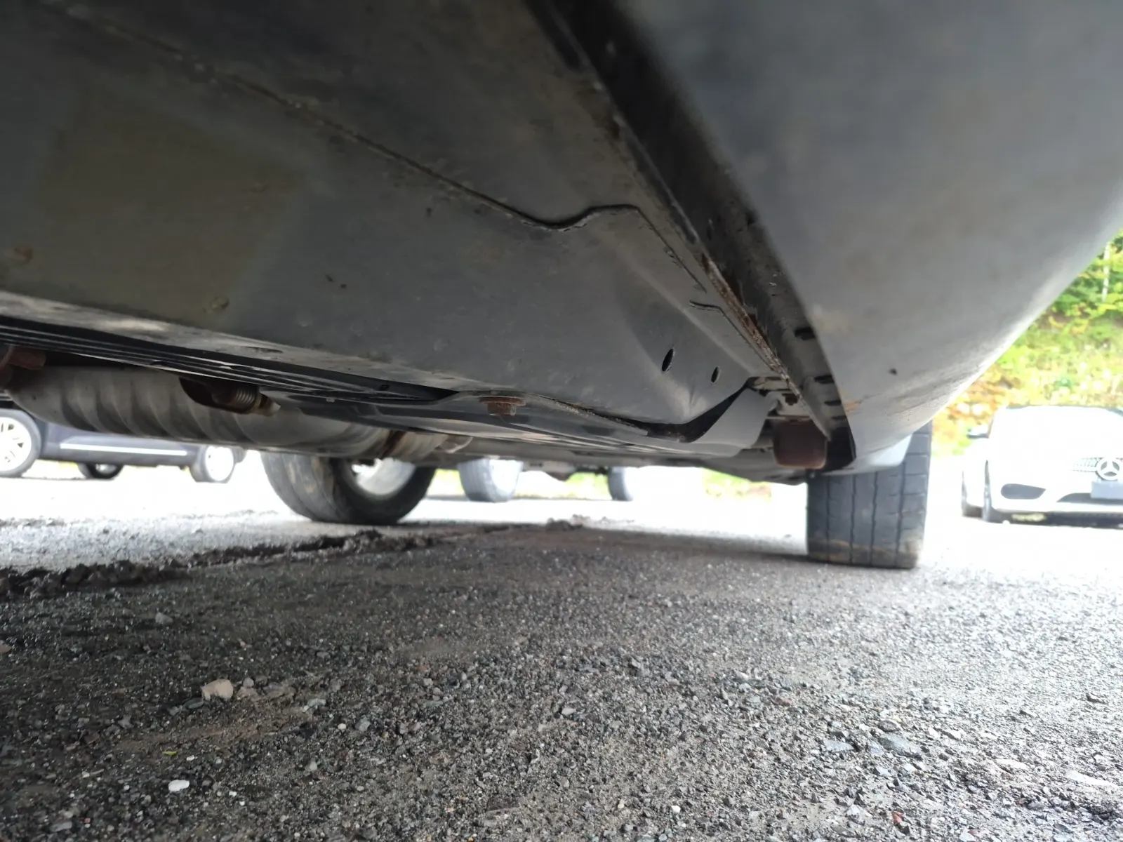 Undercarriage - Driver Photo