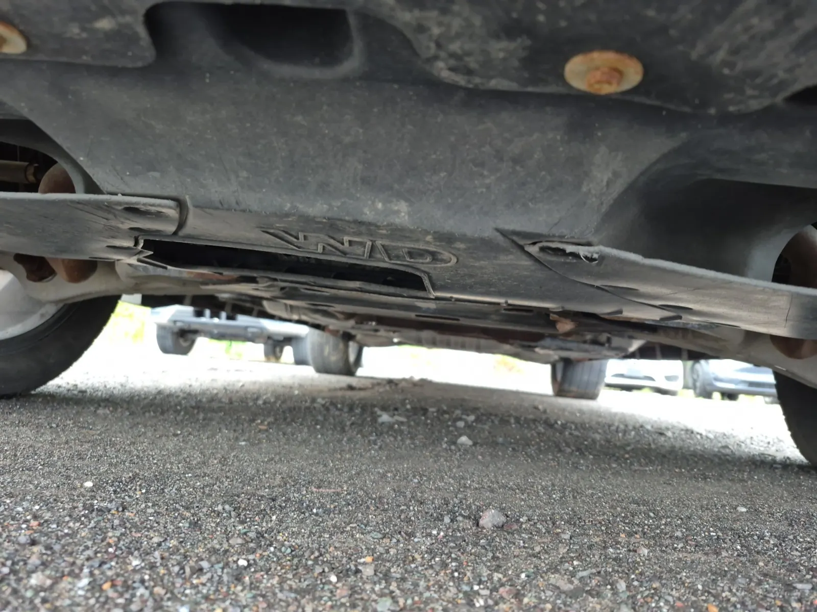 Undercarriage - Front Photo
