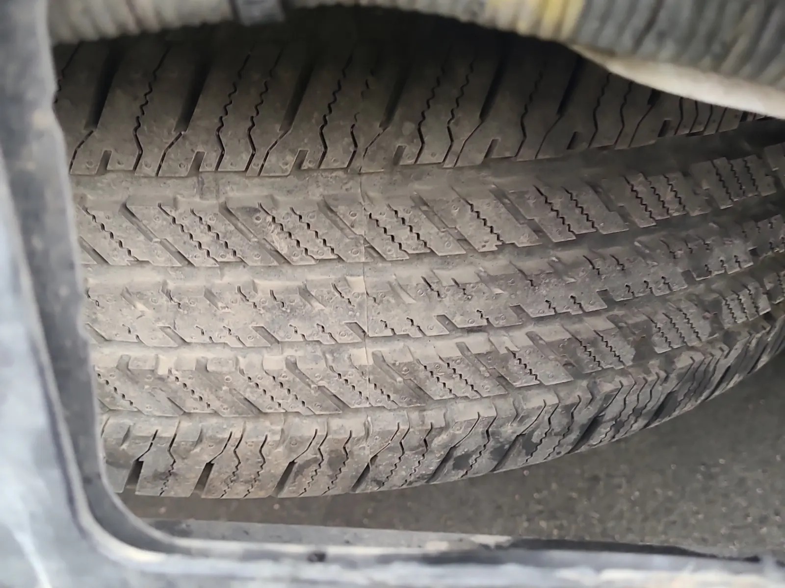 Spare Tire & Wheel Photo