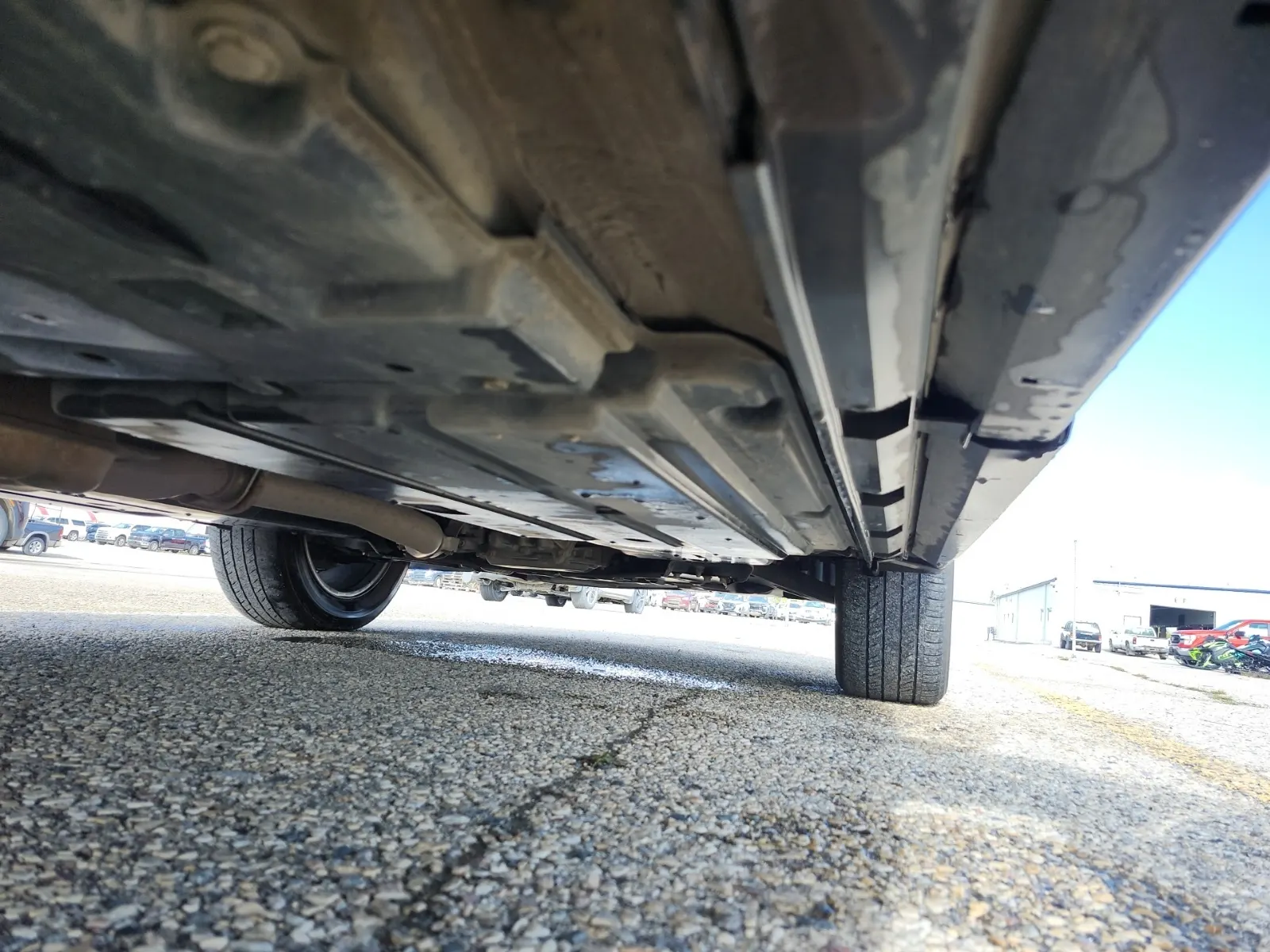 Undercarriage - Passenger Photo